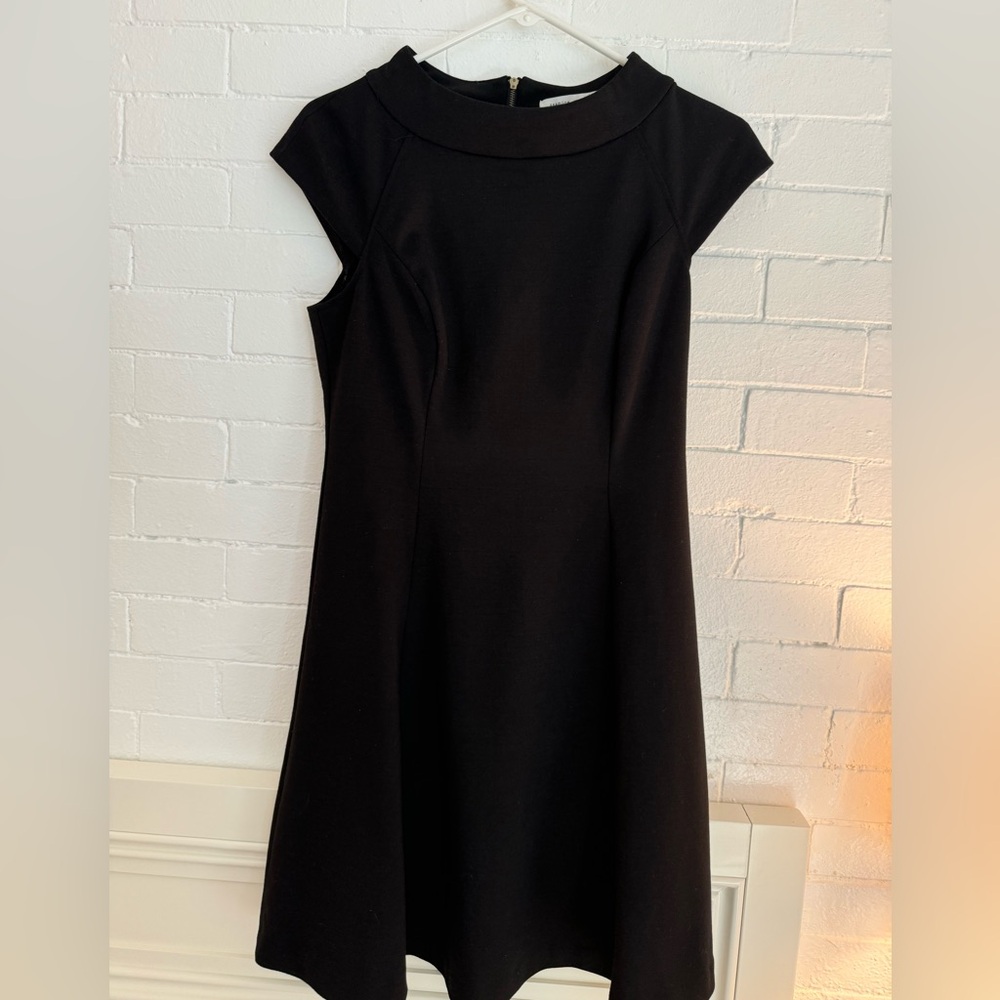 Seamline Cynthia Steffe black dress size 6